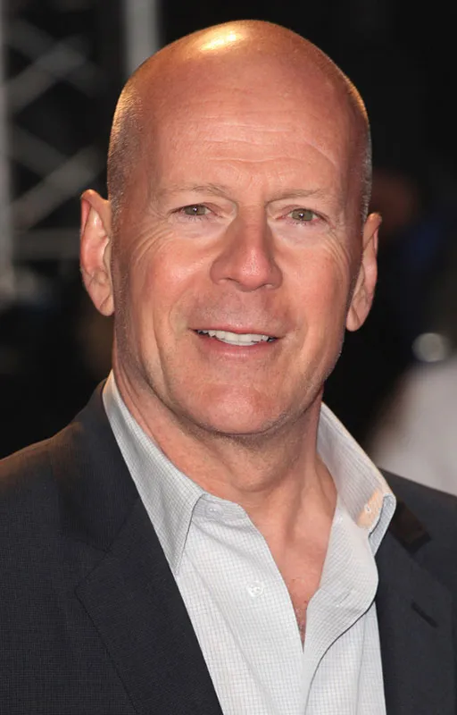 Bruce Willis in an homage to Michael Clarke Duncan