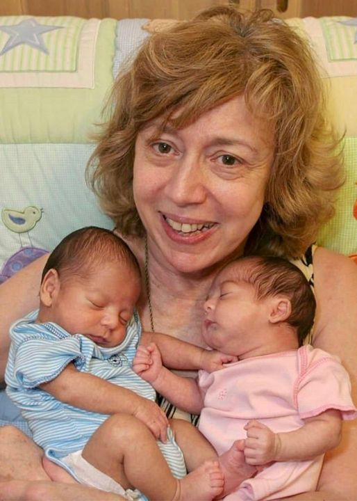Mom Becomes Oldest Woman To Birth Twins In The U.S. But Wait Till You See Her Kids Today