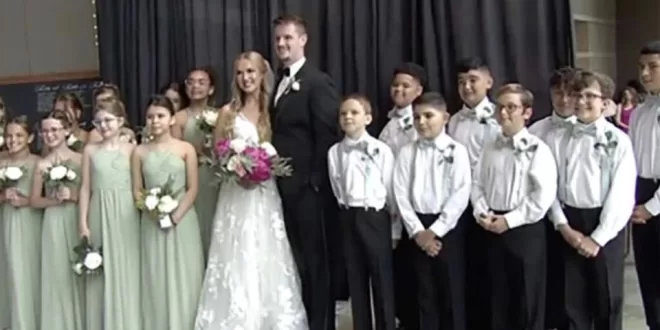 Teacher and bride-to-be proposes to classroom asking her students to be bridesmaids and groomsmen