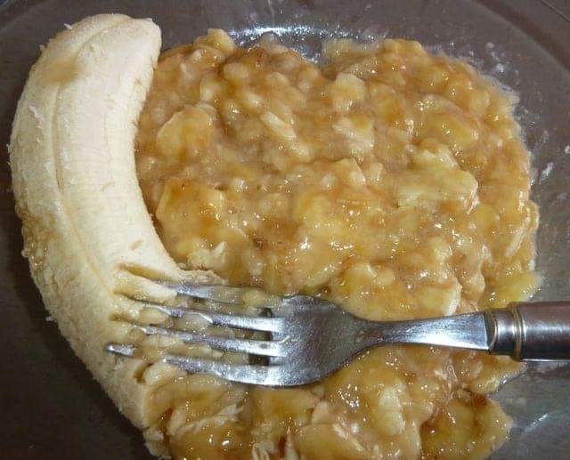 Mix banana, honey and water: your cough and bronchitis will disappear