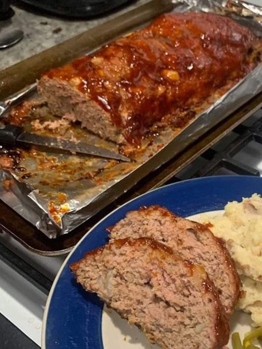Ultimate Brown Sugar Meatloaf Recipe – A Delicious Twist on Classic Comfort Food