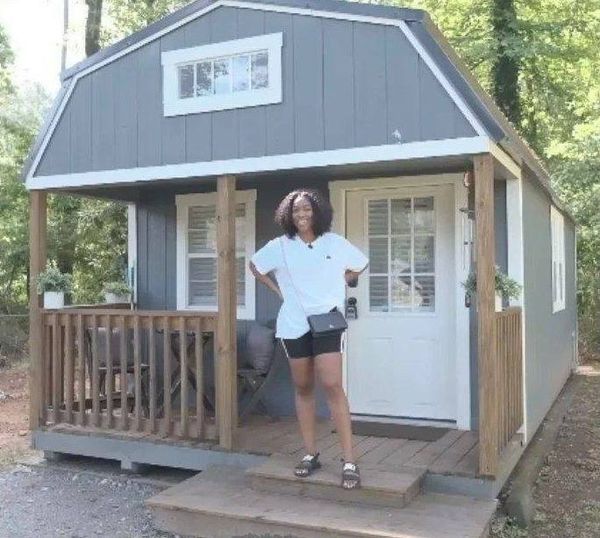 27-year-old pays $0 to live in a ‘luxury tiny home’—how she built it for $4,000: ‘I forget I’m living in a shed’