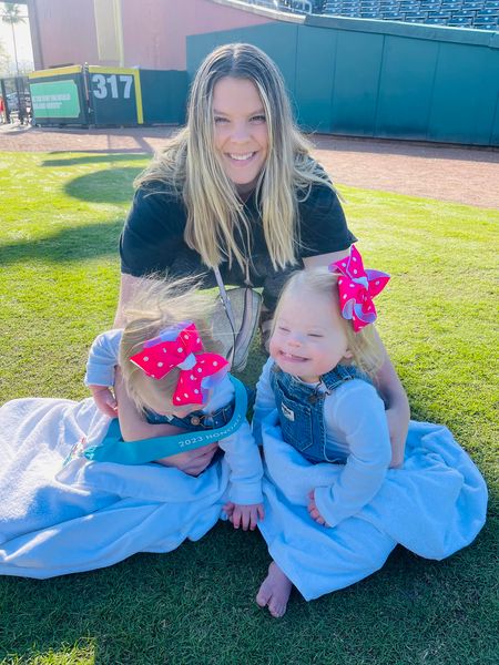 Mom of rare twins with Down syndrome shows how beautiful they are in spite of critics