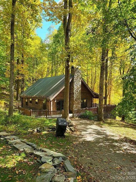 Modern Log Home on 200 Acres for Sale in Hot Springs, North Carolina