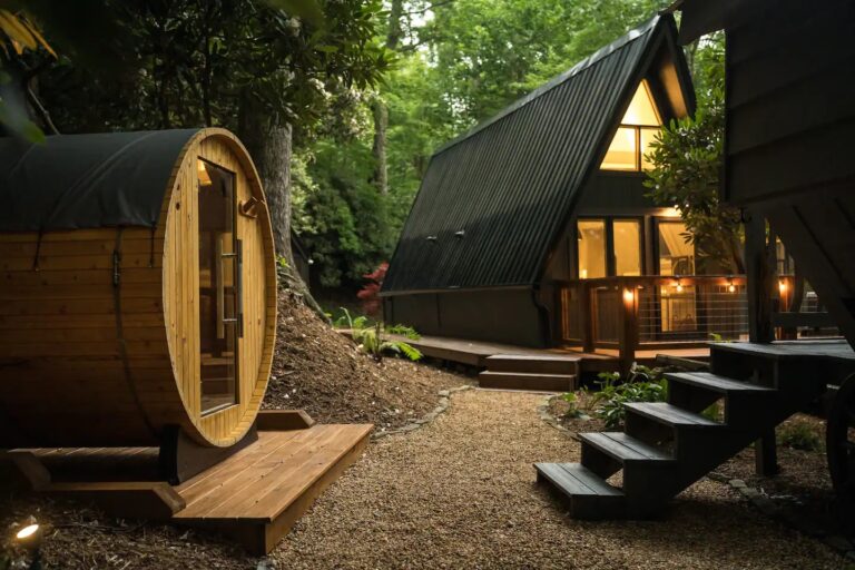 Moon-A-Chalet: Modern Luxe A-Frame Retreat