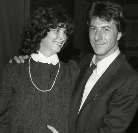 Dustin Hoffman’s wife, Lisa, knew she wanted to marry the actor when she was only 10 years old