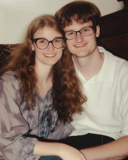 I Was Looking At a Photo of My Late Wife and Me When Something Fell Out of the Frame and Made Me Go Pale