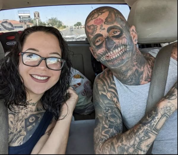 Heavily tattooed dad faces backlash as people think he is a horrible father – then his wife reveals the truth