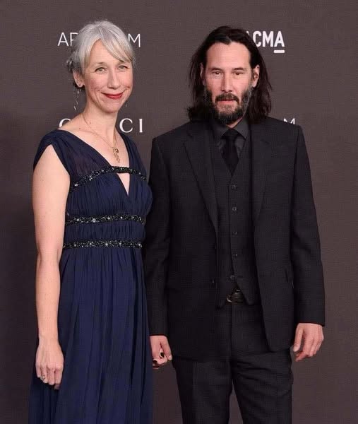 On the red carpet, Keane Reeves was beaming with joy with girlfriend Alexandra Grant